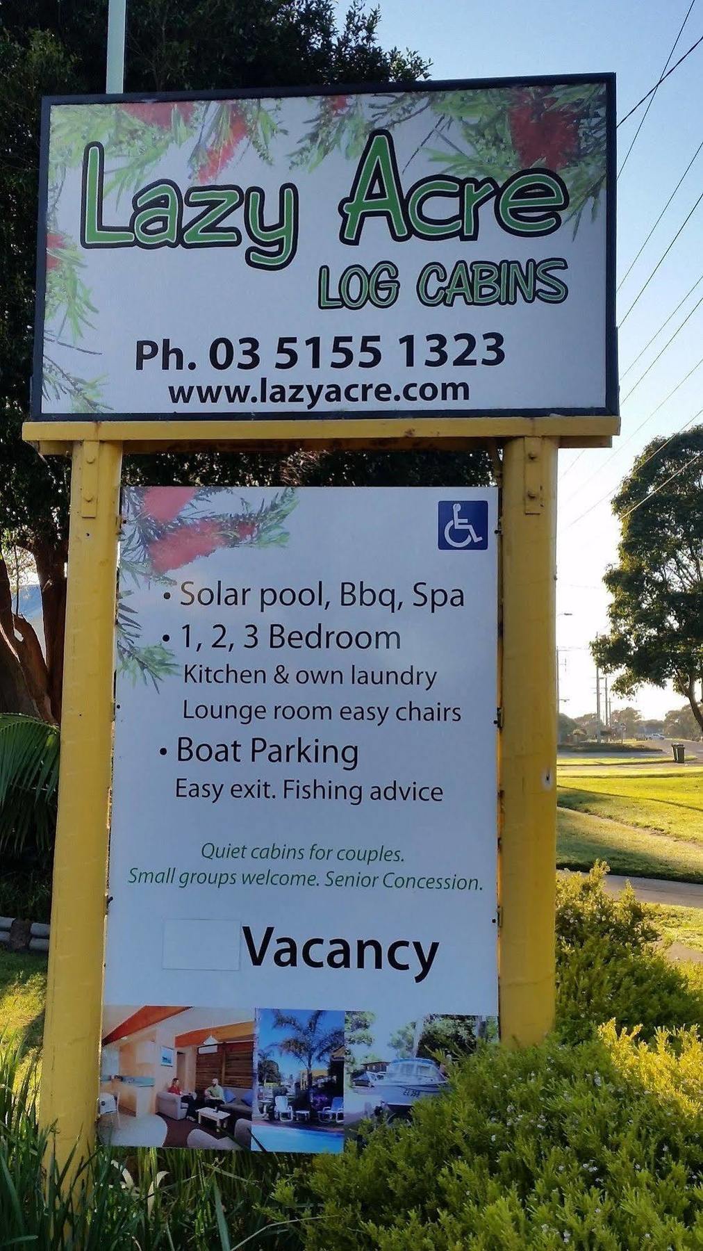 Lazy Acre Log Cabins Lakes Entrance Extérieur photo